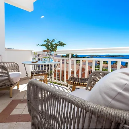 Tia Hvar View Appartement